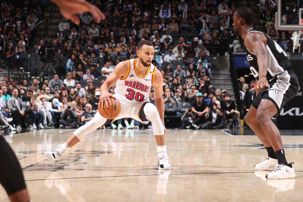 向来不遗余 向来不遗余