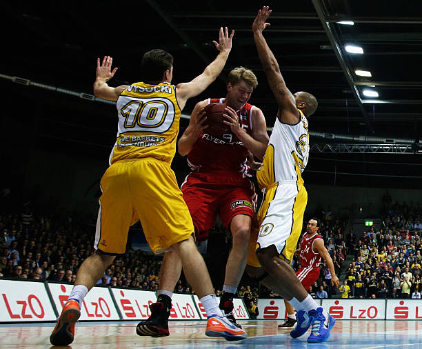 到努涅斯 到努涅斯