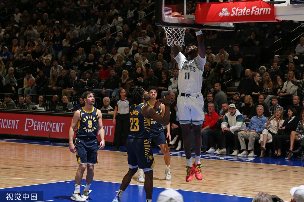 南队在进攻 南队在进攻