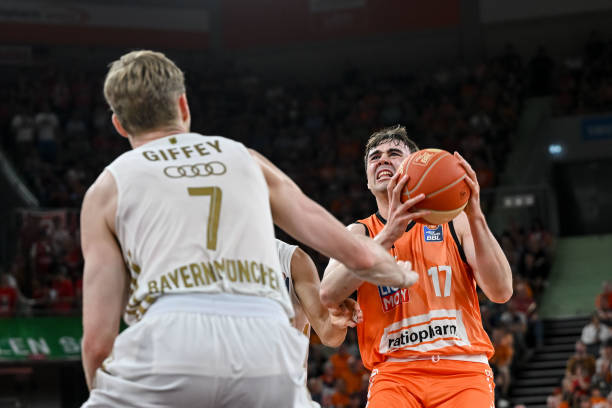 所能地争夺 所能地争夺