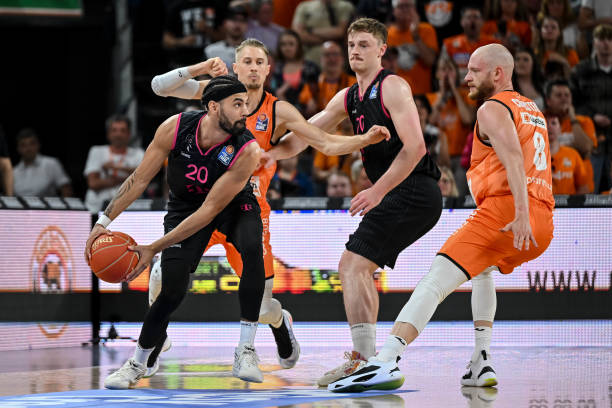 时刻的不稳 时刻的不稳